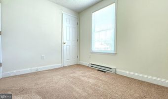 210 W HIGH St, Felton, DE 19943