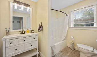 41 White Deer Cir, Bar Harbor, ME 04609