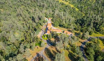 17832 Windsor Ln, Anderson, CA 96007