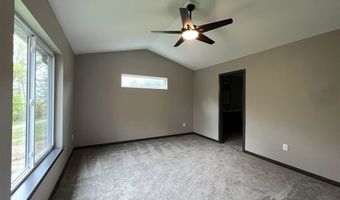 117 Kinsey St, North Liberty, IA 52317