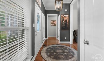 221 Creekside Dr, Arnoldsville, GA 30619