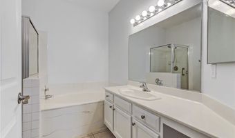 2975 Bluegrass Ln 811, Henderson, NV 89074