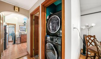 1810 Ashland Ave, Columbus, OH 43212