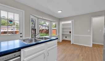 625 OLDE TOWNE Ln, Alabaster, AL 35007