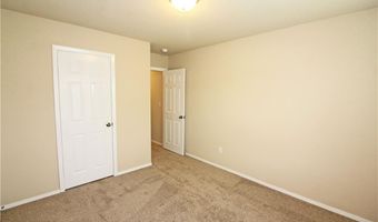 807 Green World St, Bentonville, AR 72712