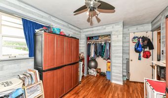 2420 E 40th St, Anderson, IN 46013