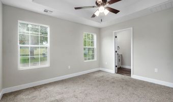 401 E Crescent St, Aurora, MO 65605