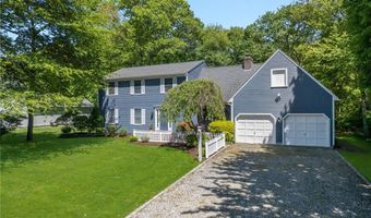 15 Secluded Dr, Narragansett, RI 02882