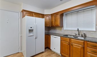 1935 Brookwood Dr, Akron, OH 44313
