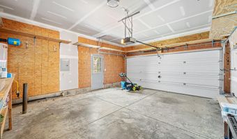 3201 Sawyers Mill Dr, Apex, NC 27539