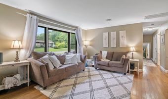283 Woodhaven Blvd SW, Bayville, NJ 08721