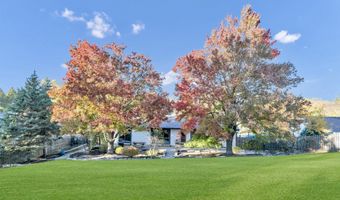 1405 Surrey Ln, Algonquin, IL 60102