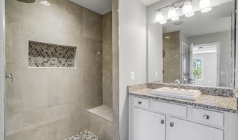 42274 HAMPTON WOODS Ter, Ashburn, VA 20148