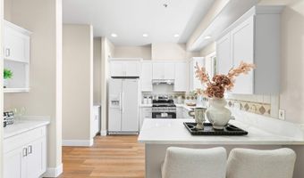 463 Fairview Ave F, Arcadia, CA 91007