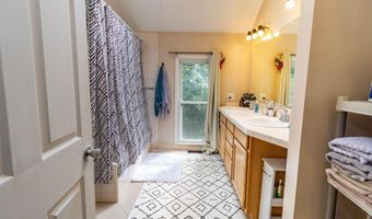 1193 Seneca St, Adrian, MI 49221