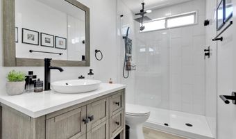 15305 Lookout Rd, Apple Valley, CA 92307