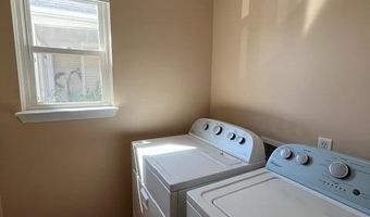 1556 Chapleau Dr, Ann Arbor, MI 48103