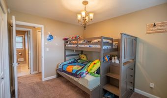 1907 Prospect Ave, Aberdeen, SD 57401