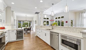 18 Sunset Pl, Hilton Head Island, SC 29926