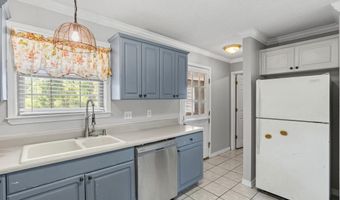 137 Langston Ln, Beebe, AR 72012
