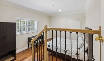 2104 Crenshaw Blvd, Los Angeles, CA 90016