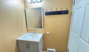 159 Walnut Ter 159, Akron, OH 44303