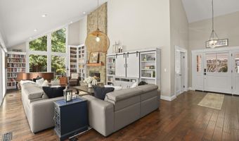 24 Ray Ct, Alamo, CA 94507