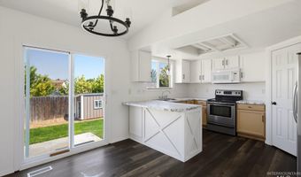 817 Settlers Dr, Caldwell, ID 83605