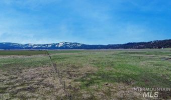 10130 Round Valley Rd, Cascade, ID 83611