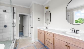 176 Armsworthy Rd, Advance, NC 27006