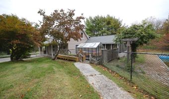 994 Limecrest Rd, Andover, NJ 07848