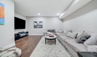 41151 WHITE CEDAR Ct, Aldie, VA 20105