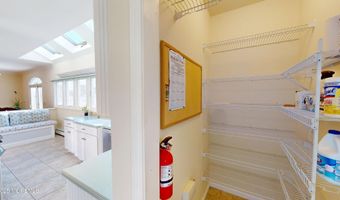 11 Drake Dr, Bayville, NJ 08721