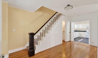 997 Washington St, Bath, ME 04530