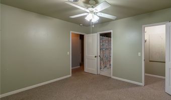 1307 Lincoln St, Alice, TX 78332