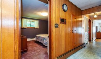 1904 Old Louisquisset Pike, Lincoln, RI 02865