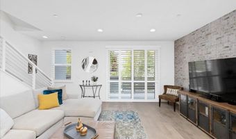 2511 State St, Carlsbad, CA 92008