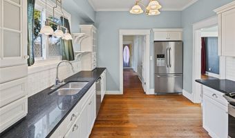 1009 Danforth St, Alton, IL 62002