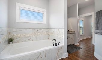 111 Possum Trot Rd, Barnesville, GA 30204