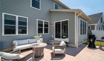 108 Boxelder Ln, Amherst, NY 14228