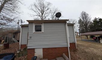 1910 Old Farmer Rd, Asheboro, NC 27205