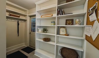 23 Pageant St, Bennington, VT 05201