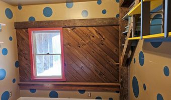 205 Greenleaf Rd, Anson, ME 04911