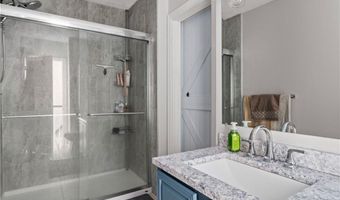 200 Heroux Blvd 203, Cumberland, RI 02864