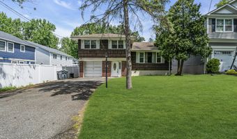 103 Hallberg Ave, Bergenfield, NJ 07621