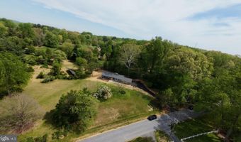 17821 POND Rd, Ashton, MD 20861