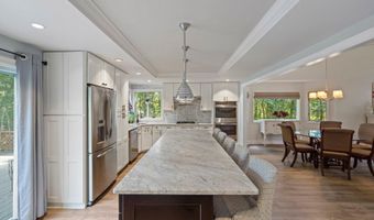 13 Colton Ct, Bayville, NJ 08721