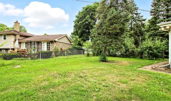 506 E Valley Ln, Arlington Heights, IL 60004