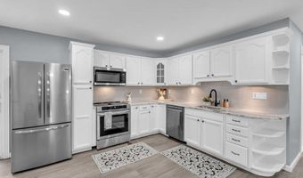 91 Highland Dr, Barnegat, NJ 08005