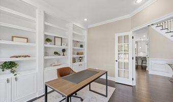 20102 DESERT FOREST Dr, Ashburn, VA 20147